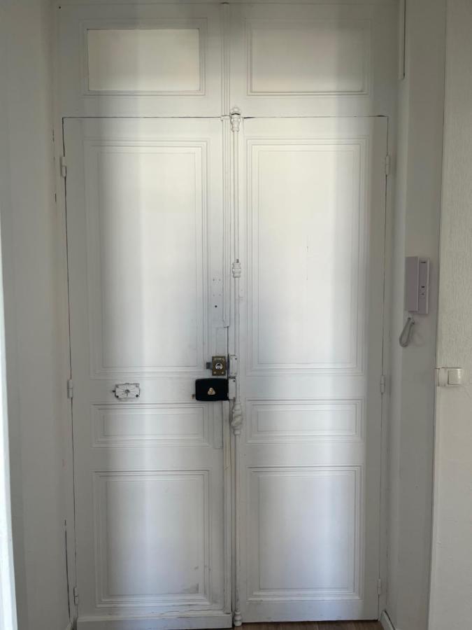 - Centre 3 Chambres 6 Personnes 4eme Etage Escalier - Sebastien Claire Appartement