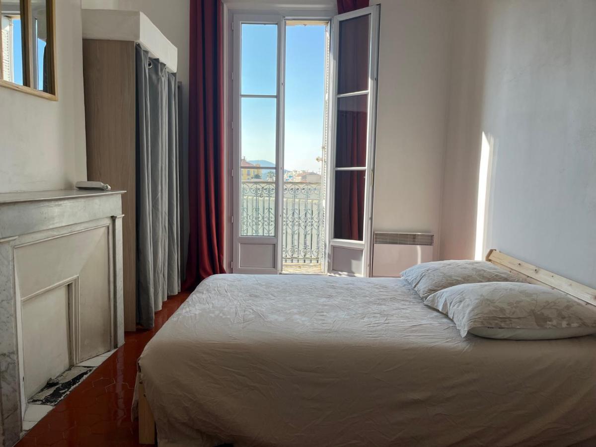 - Centre 3 Chambres 6 Personnes 4eme Etage Escalier - Sebastien Claire Appartement Hyères